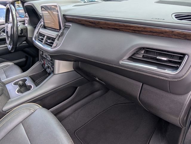 Used 2021 Chevrolet Suburban Premier w/ Premium Package image 18