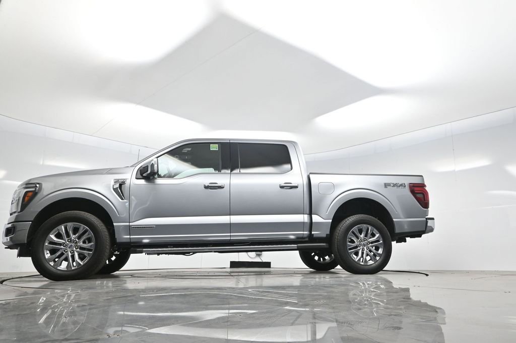Used 2025 Ford F150 Lariat w/ Equipment Group 501A Mid image 7