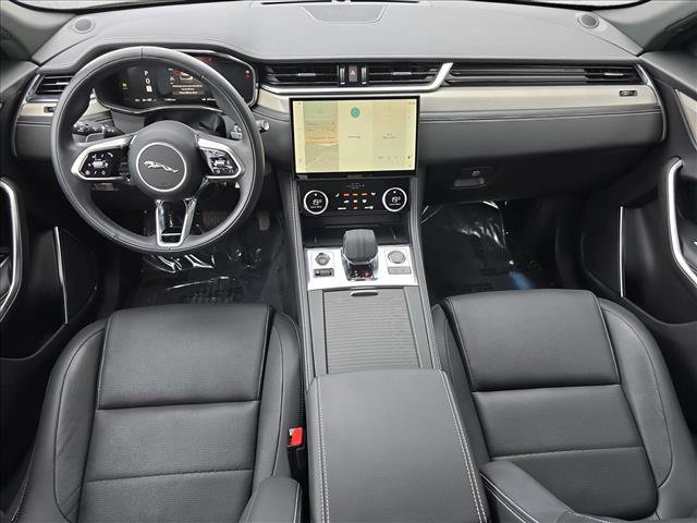 Certified 2025 Jaguar F-PACE R-Dynamic S image 9