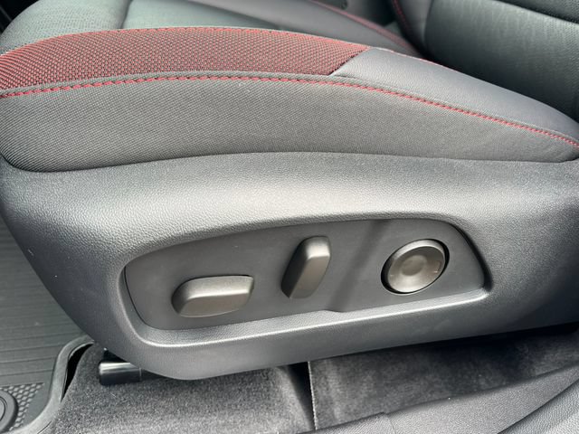 New 2027 Chevrolet Equinox RS w/ Safety and Technology Package AWD/4WD image 9