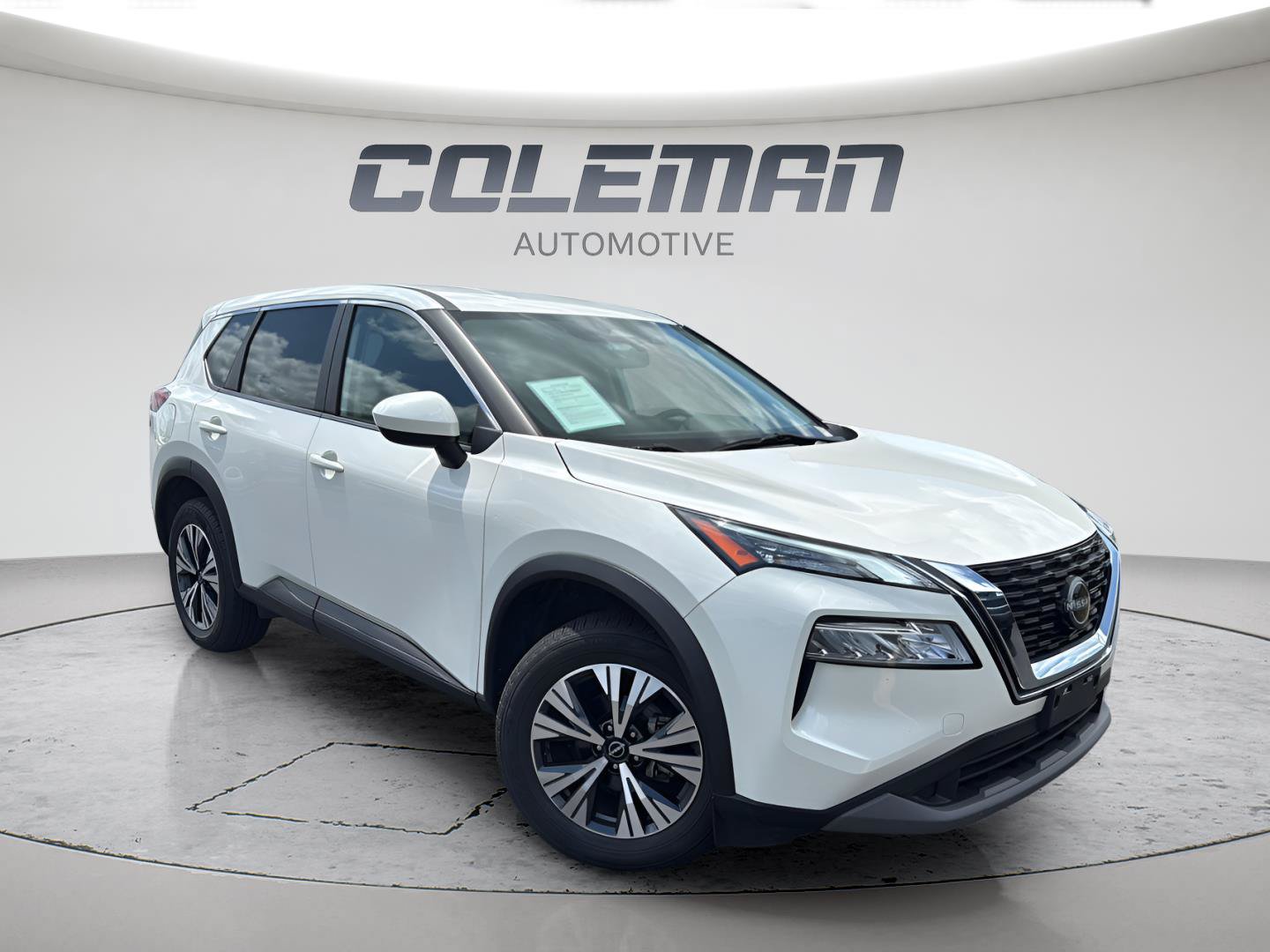 Used 2023 Nissan Rogue SV AWD/4WD image 7
