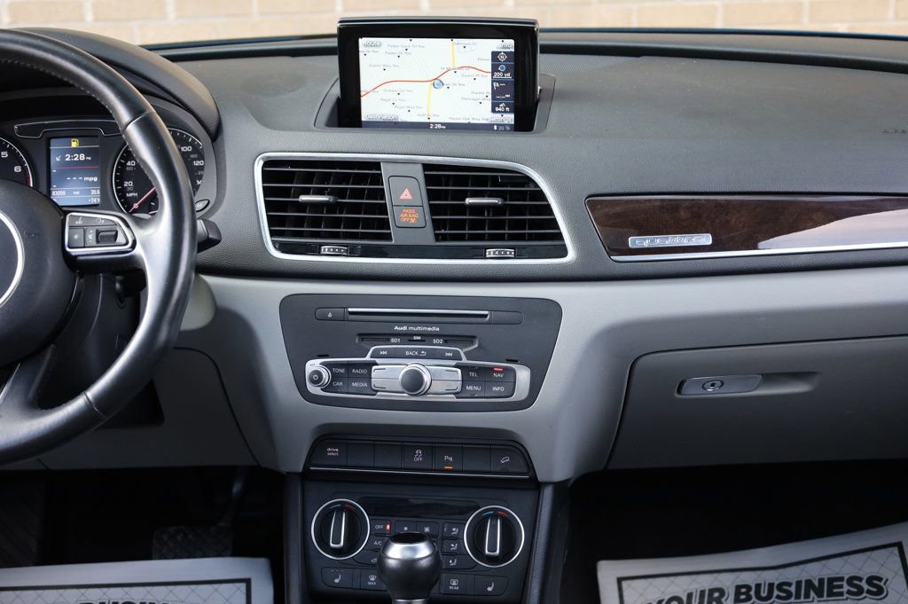 Used 2016 Audi Q3 2.0T Premium Plus w/ Technology Package image 27