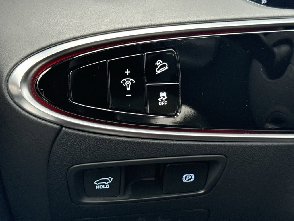 Used 2025 Genesis Electrified GV70 Advanced w/ Prestige Package image 32