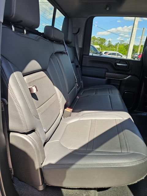 Used 2022 GMC Sierra 2500 Denali w/ Denali Black Diamond Edition AWD/4WD image 28