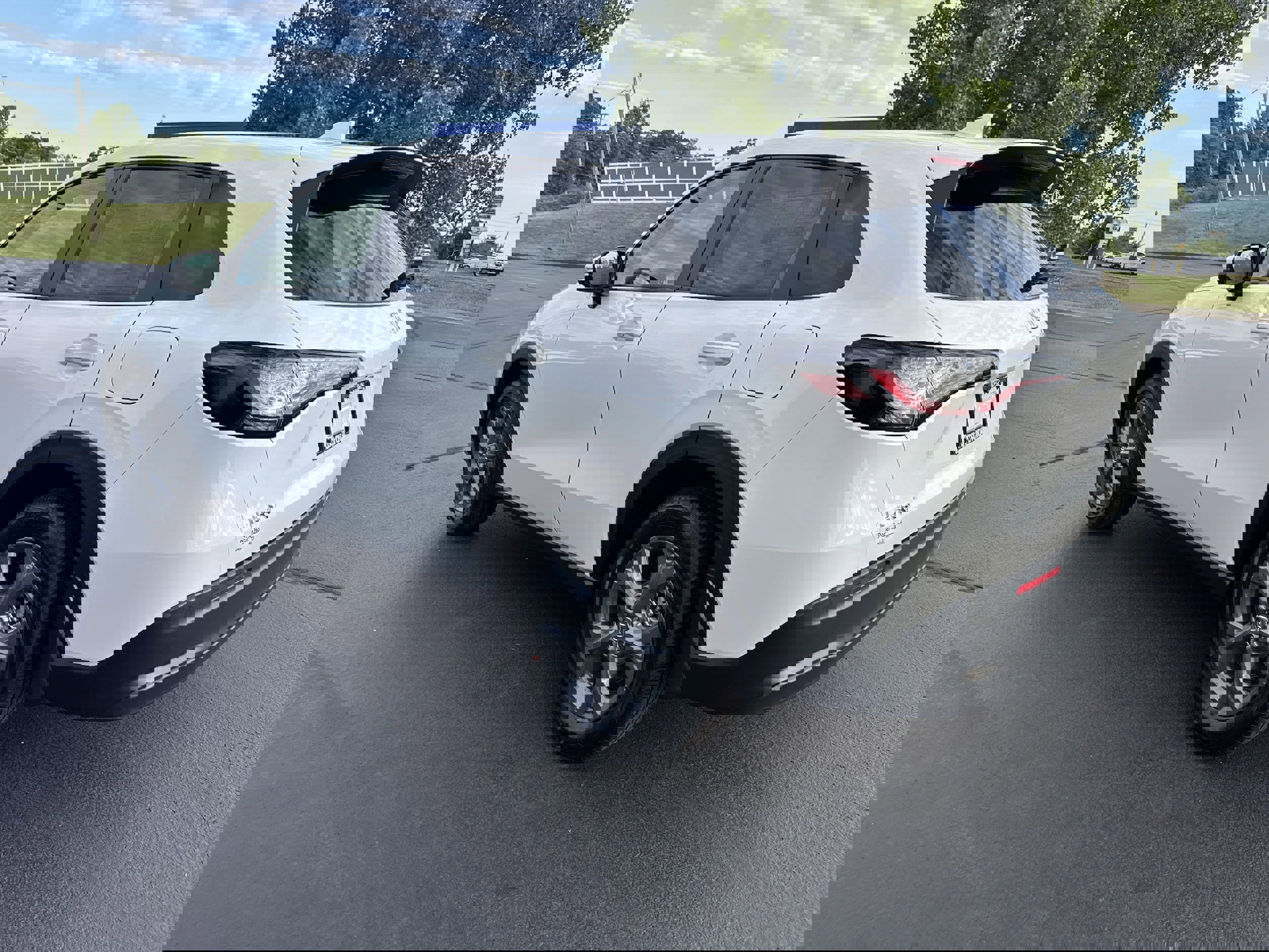 New 2026 Honda HR-V LX image 9