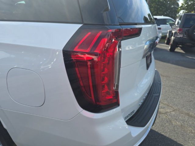 Used 2024 GMC Yukon Denali AWD/4WD image 37