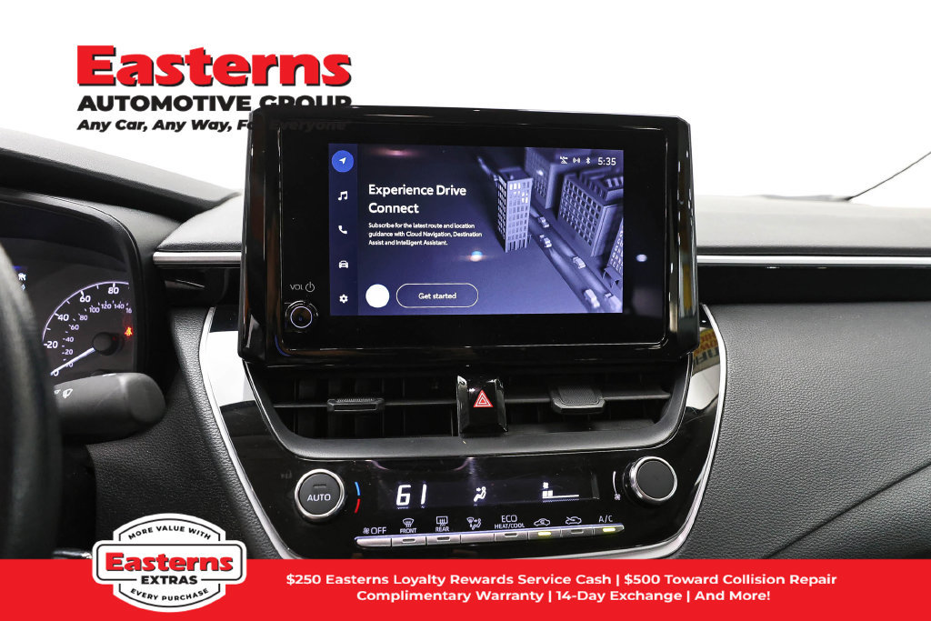 Used 2025 Toyota Corolla LE FWD image 12