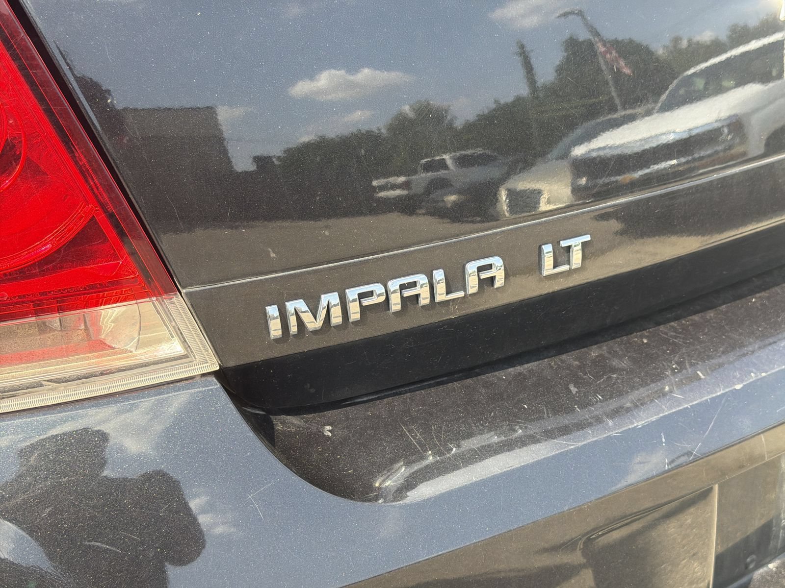 Used 2012 Chevrolet Impala LT FWD image 13