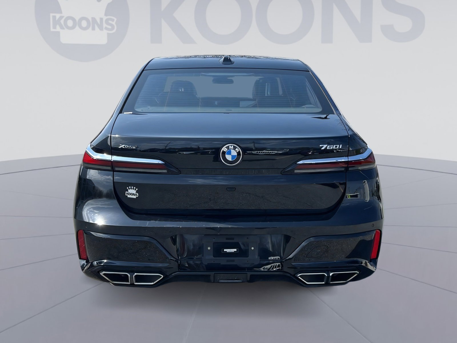 Used 2023 BMW 760i xDrive image 5