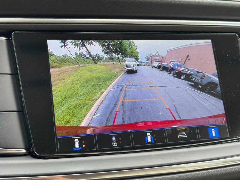 Used 2024 Buick Enclave Essence w/ Technology Package image 23