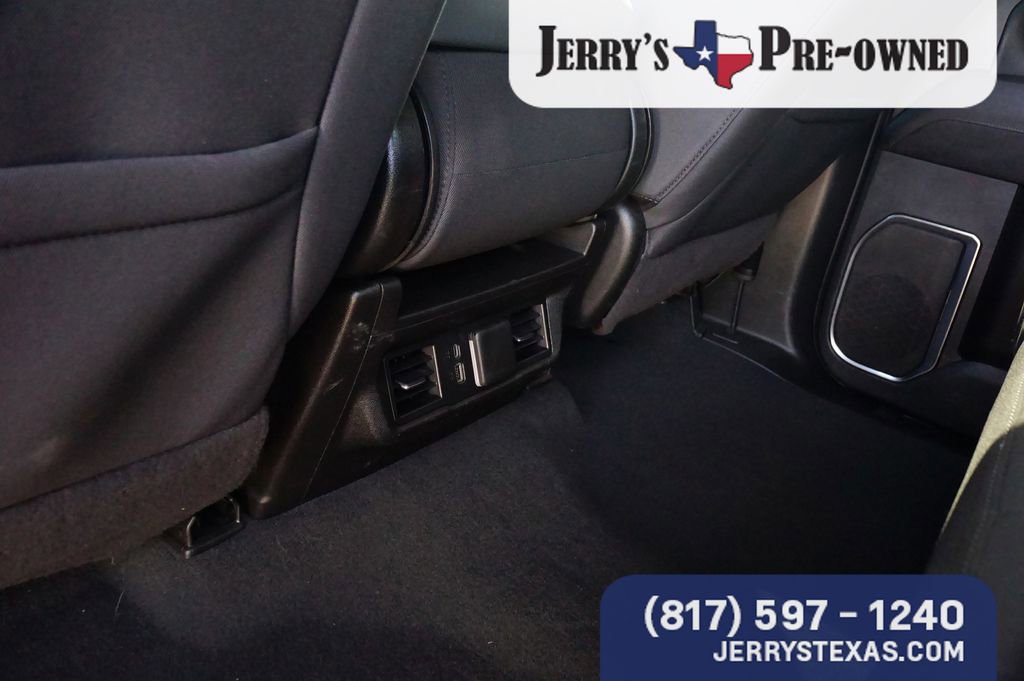 Used 2024 GMC Sierra 3500 SLE w/ SLE Convenience Package image 21