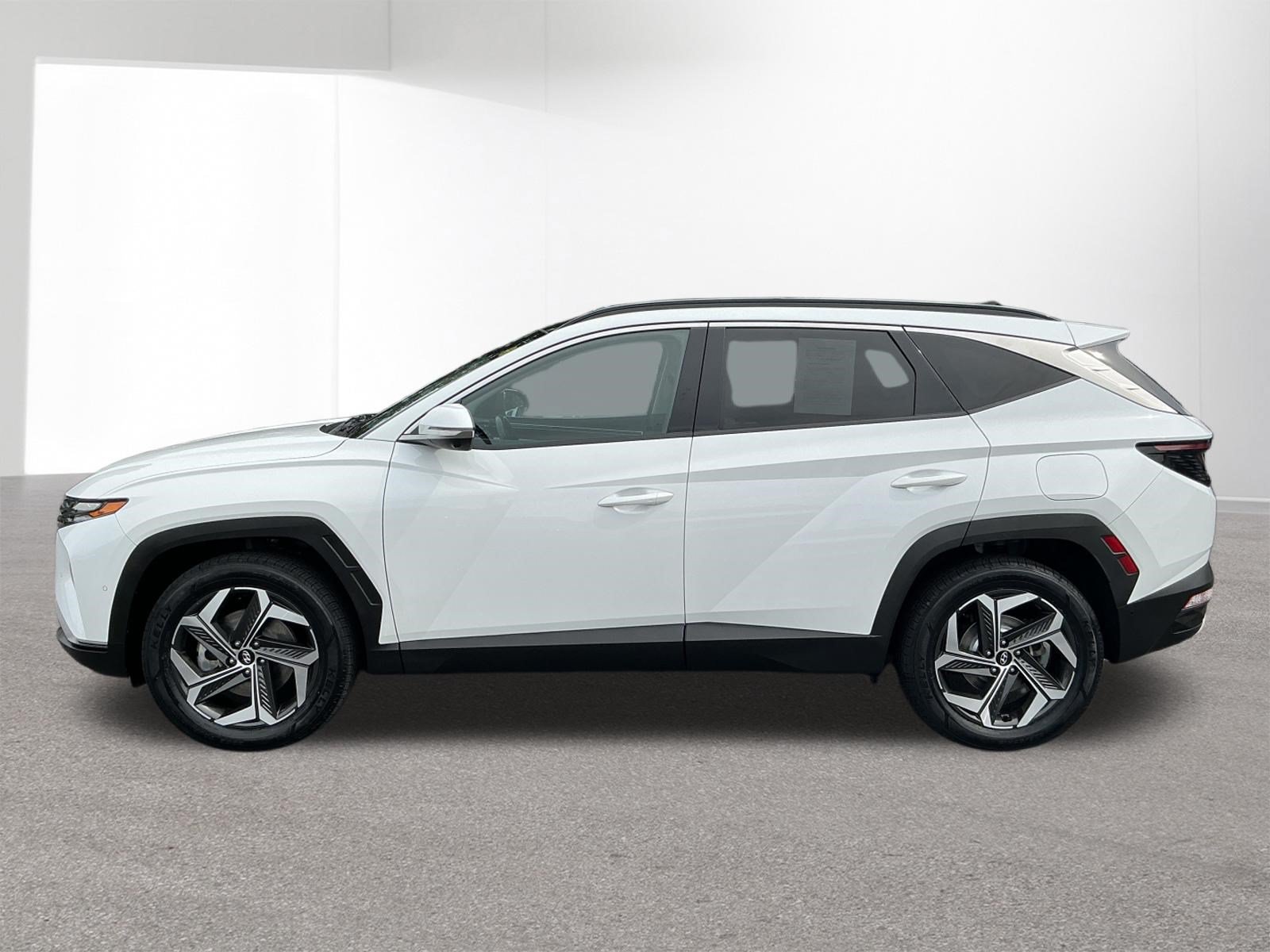 Used 2022 Hyundai Tucson Limited AWD/4WD image 6