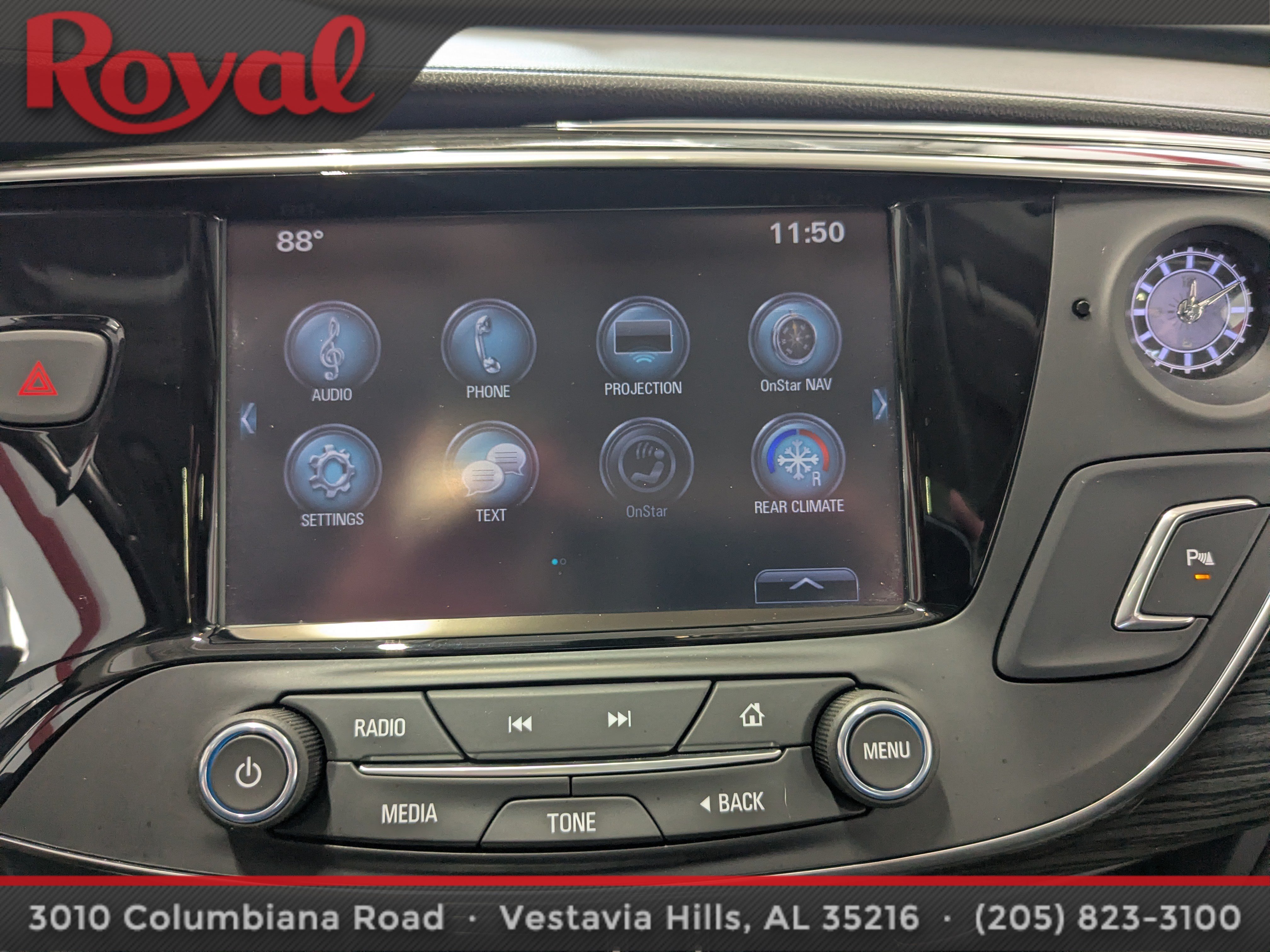 Used 2017 Buick Envision Essence FWD image 19