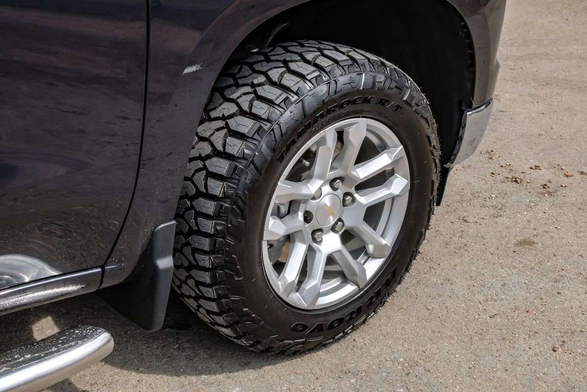 Used 2024 Chevrolet Silverado 1500 LT w/ Z71 Off-Road Package image 61