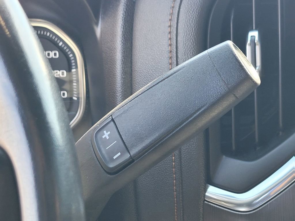Used 2021 GMC Sierra 1500 AT4 w/ Technology Package AWD/4WD image 29
