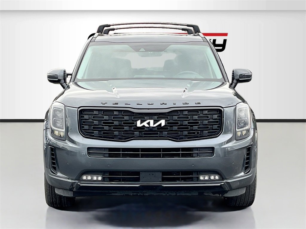 Used 2022 Kia Telluride SX w/ SX Prestige Package image 2