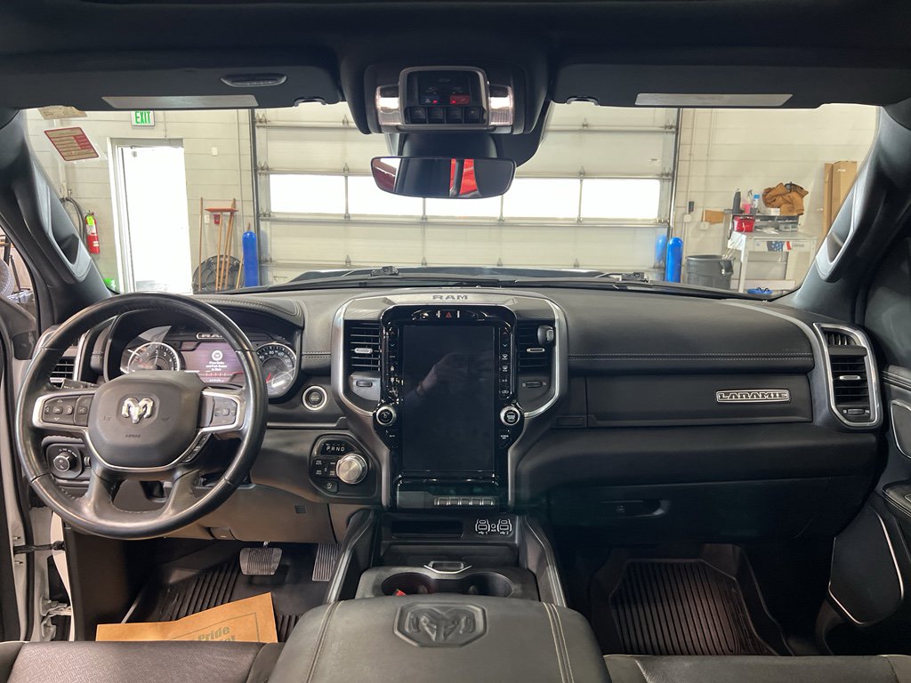 Used 2023 RAM 1500 Laramie AWD/4WD image 21