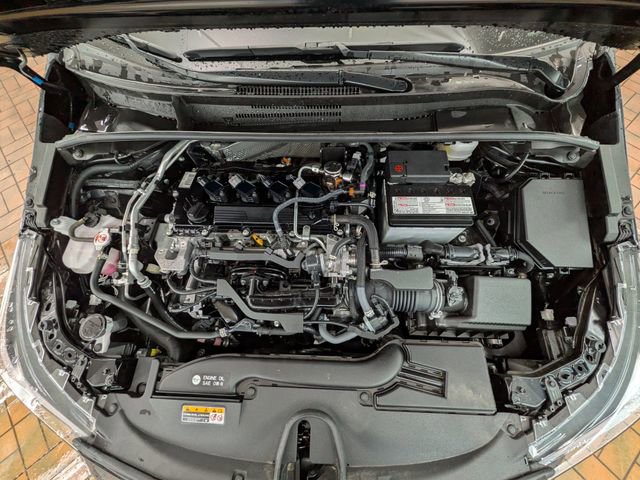 Used 2024 Toyota Corolla SE w/ SE Package image 21