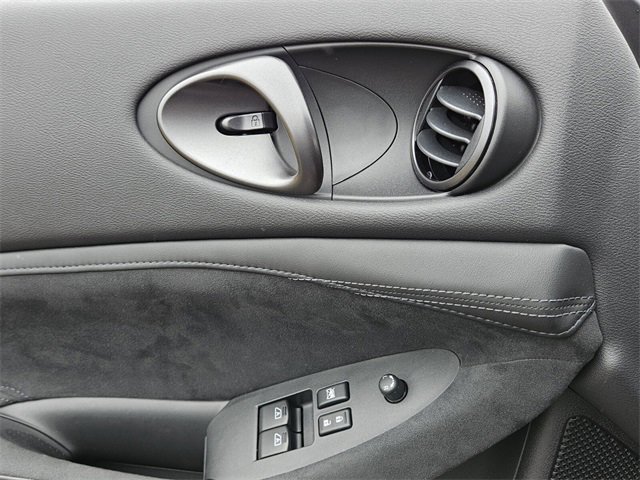 Used 2024 Nissan Z NISMO w/ Floor Mat Package image 29