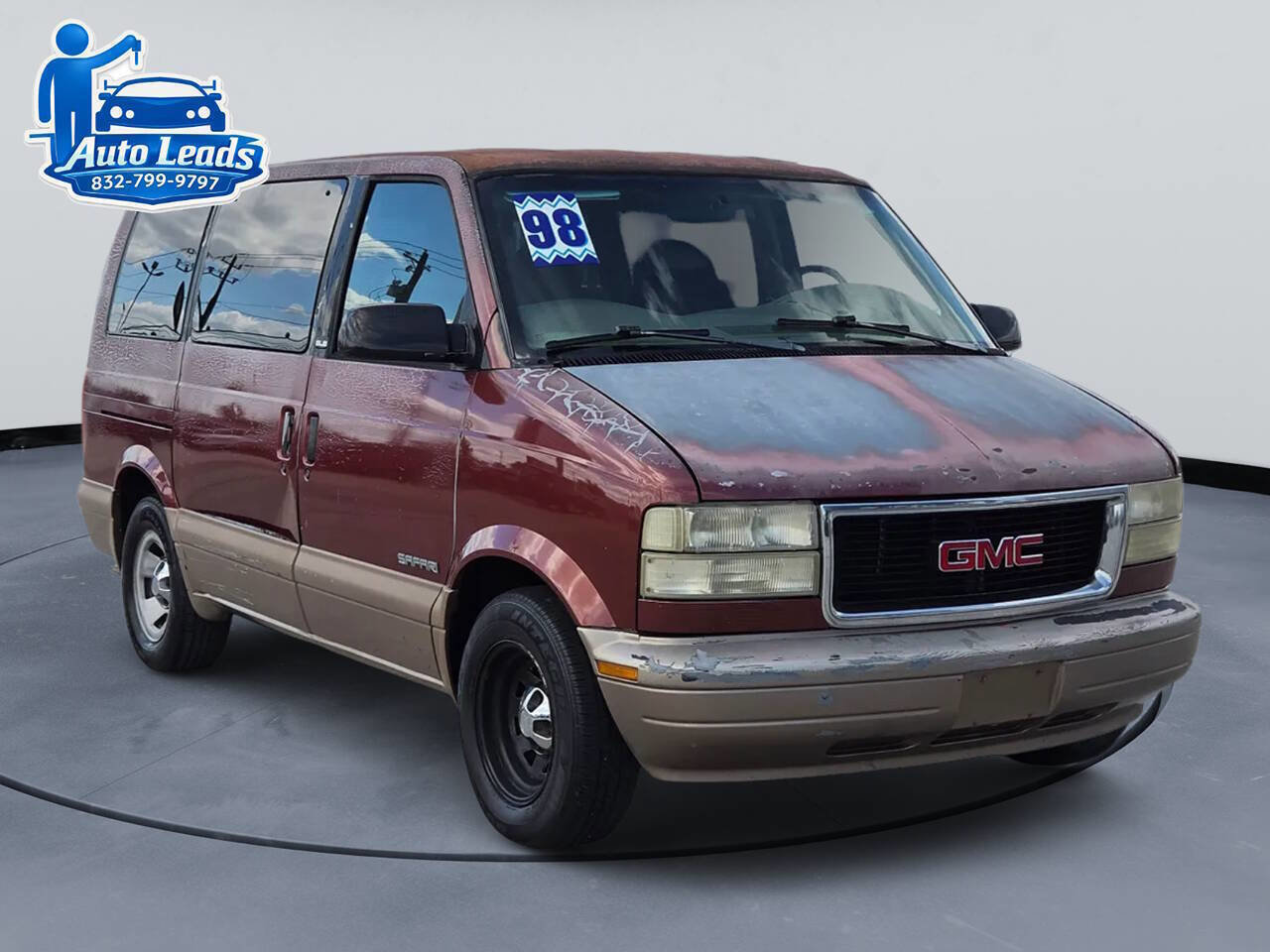 Used 1998 GMC Safari Passenger RWD image 2