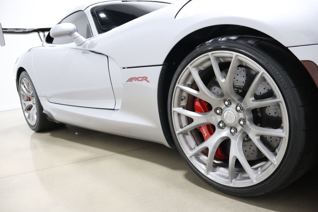 Used 2017 Dodge Viper GTC w/ ACR Package image 26