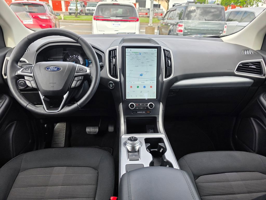 Used 2022 Ford Edge SEL w/ Convenience Package AWD/4WD image 5