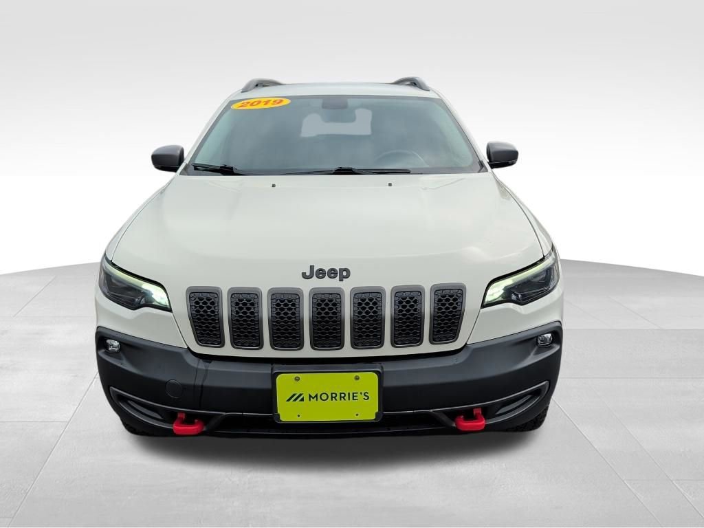 Used 2019 Jeep Cherokee Trailhawk w/ Cold Weather Group AWD/4WD image 3