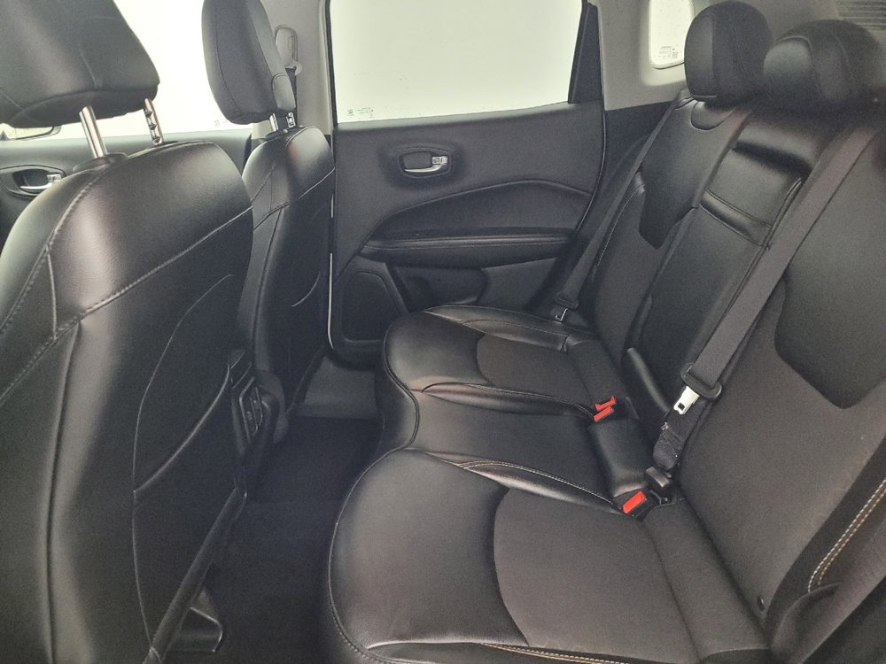 Used 2019 Jeep Compass Latitude w/ Cold Weather Group image 18