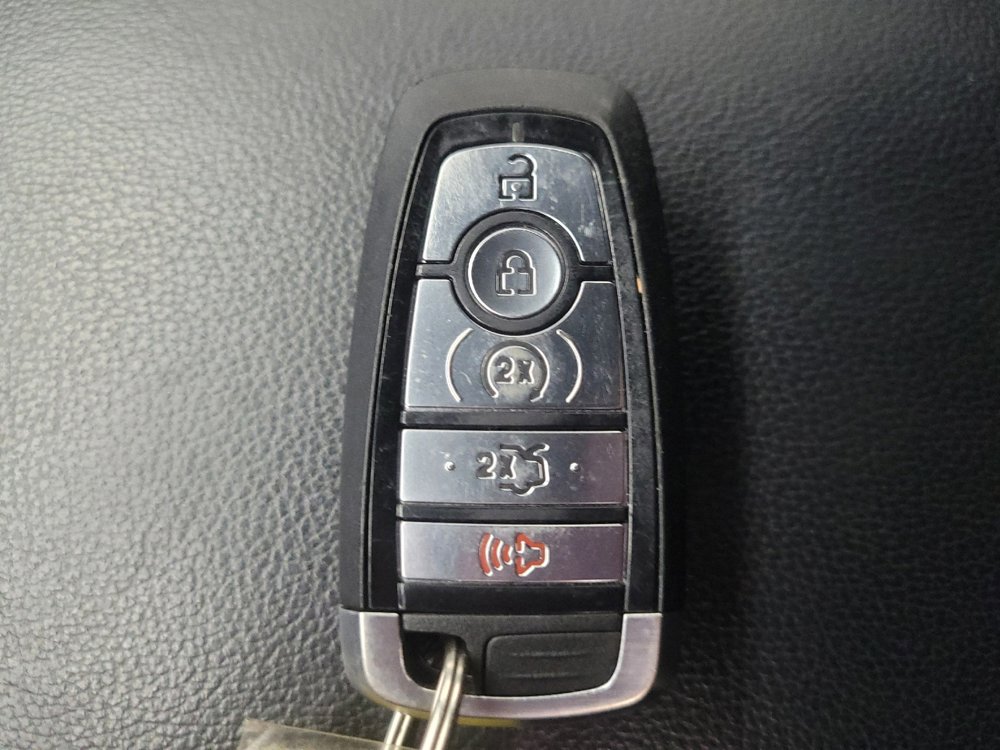 Used 2018 Ford Explorer Sport image 32