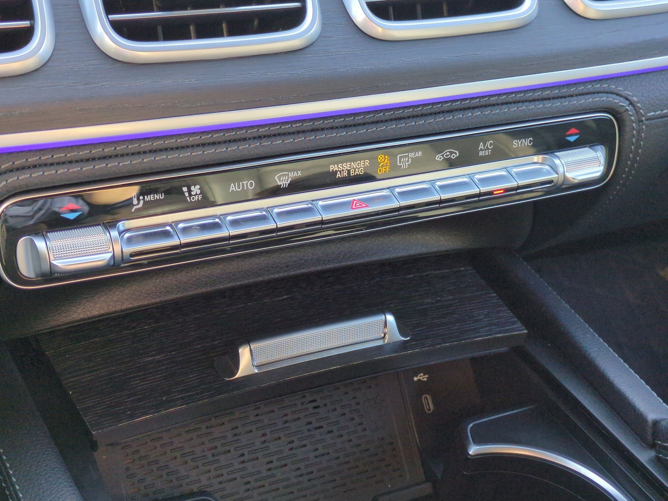 Certified 2024 Mercedes-Benz GLE 450 4MATIC image 26