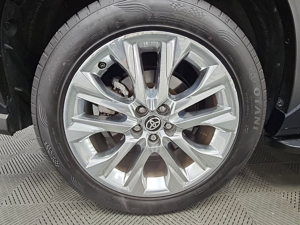 Used 2023 Toyota Highlander Limited image 53