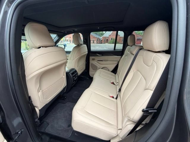 Used 2024 Jeep Grand Cherokee Limited 4xe AWD/4WD image 16