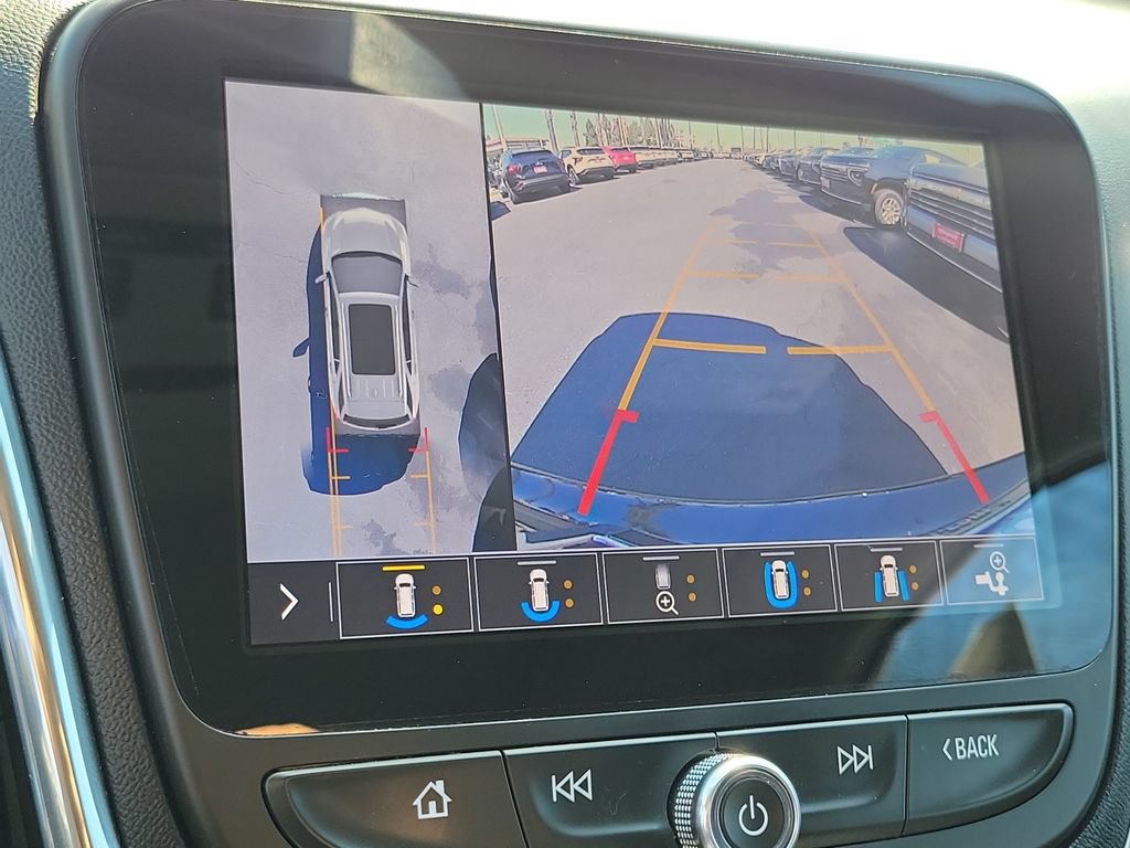 Used 2020 Chevrolet Equinox Premier FWD image 10