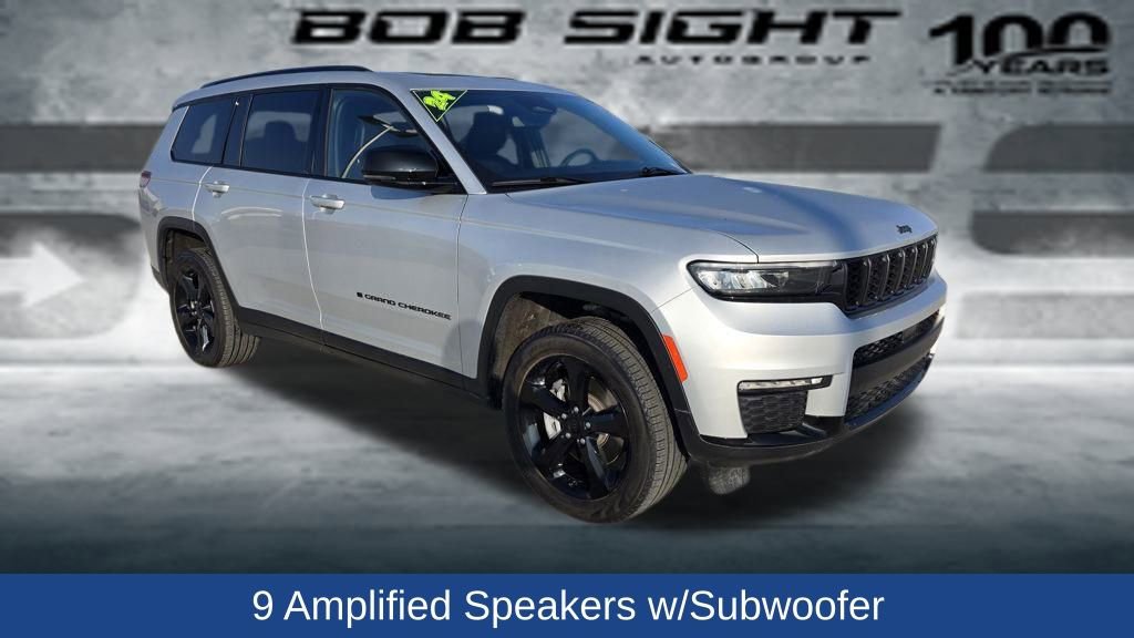 Used 2024 Jeep Grand Cherokee L Limited w/ Black Appearance Package image 8