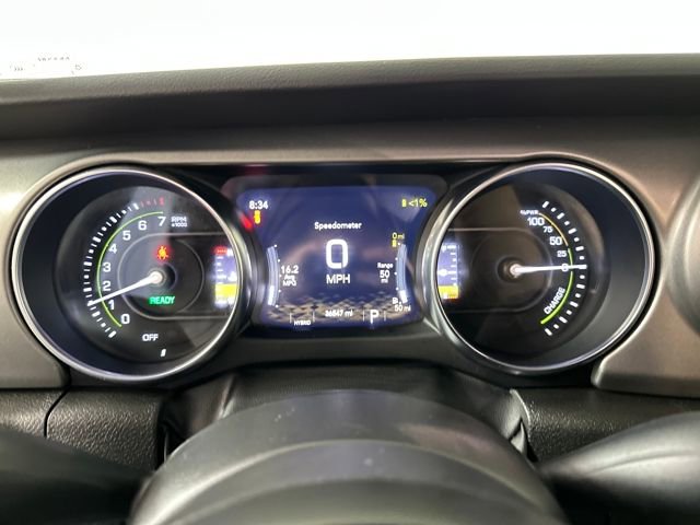 Used 2023 Jeep Wrangler Unlimited w/ Cold Weather Group image 17