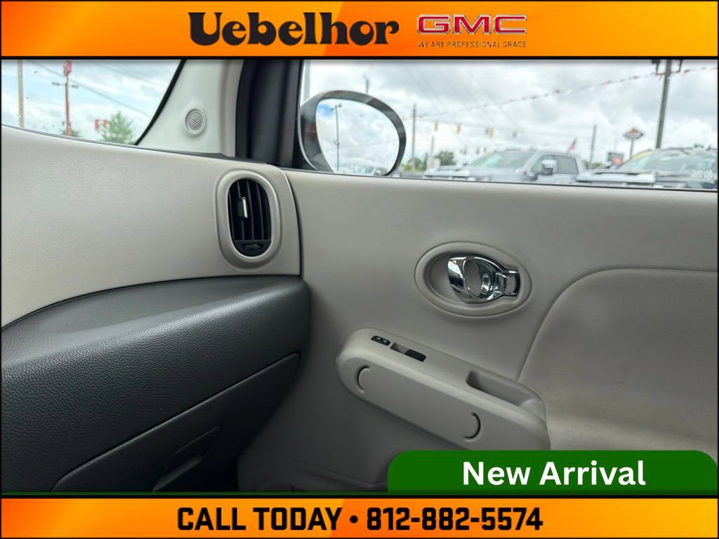 Used 2013 Nissan Cube 1.8 S w/ Interior Designer Pkg FWD image 29