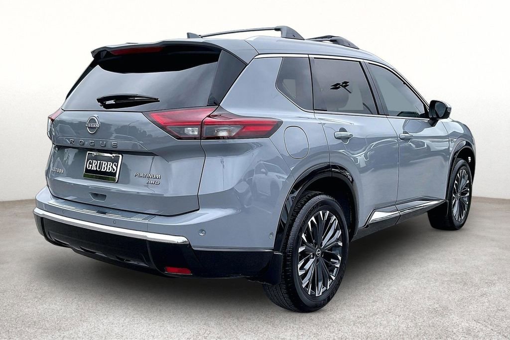 Used 2025 Nissan Rogue Platinum AWD/4WD image 2