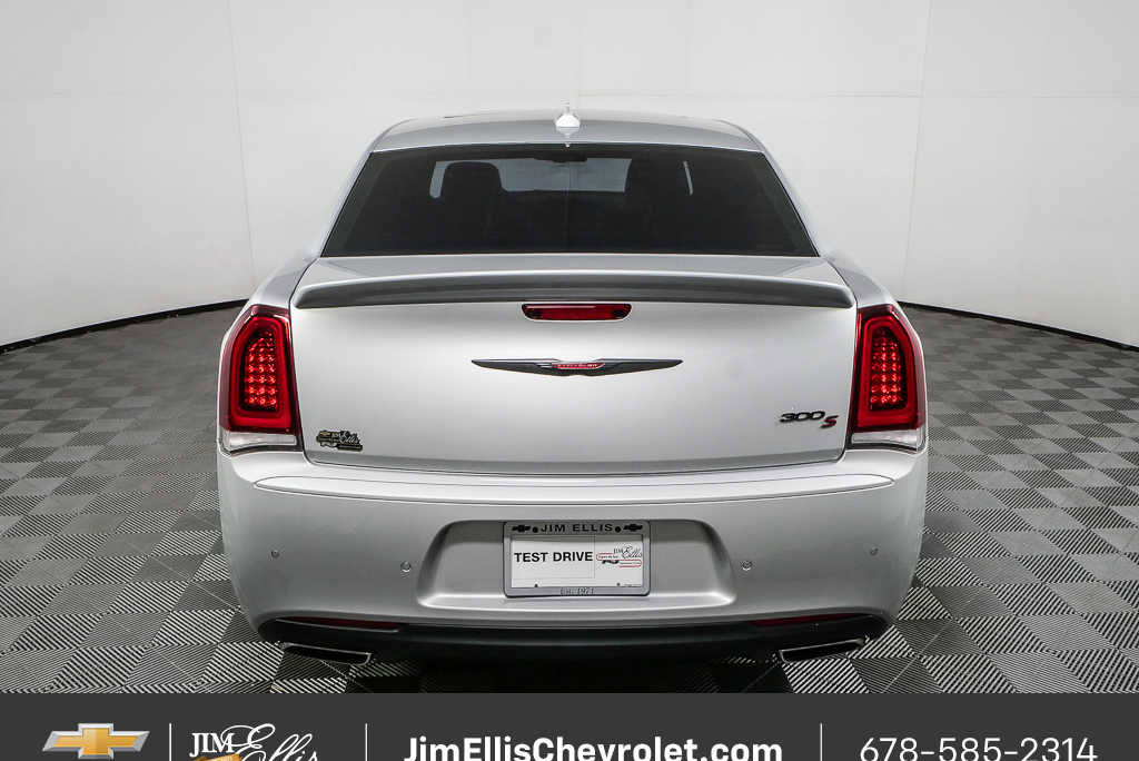 Used 2022 Chrysler 300 S w/ Safetytec Plus Group RWD image 29