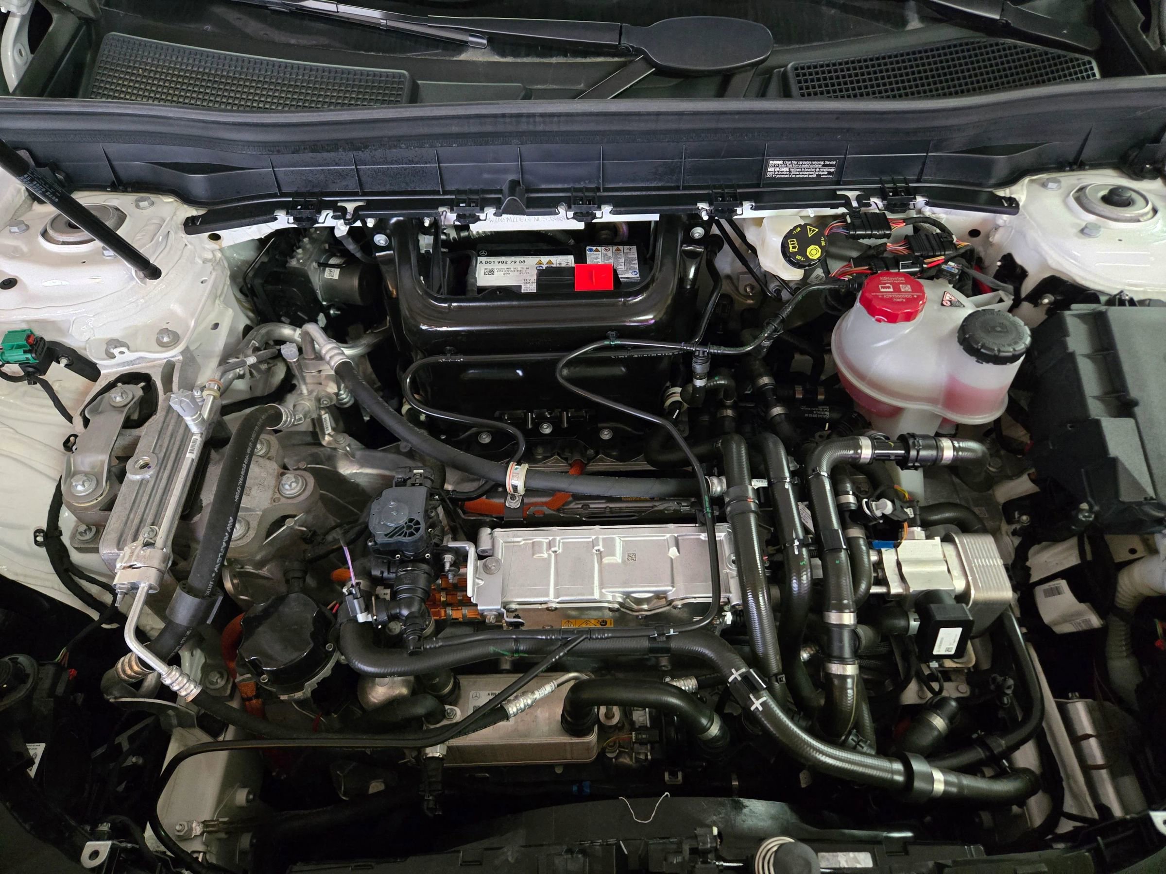 Used 2023 Mercedes-Benz EQB 350 4MATIC SUV image 66