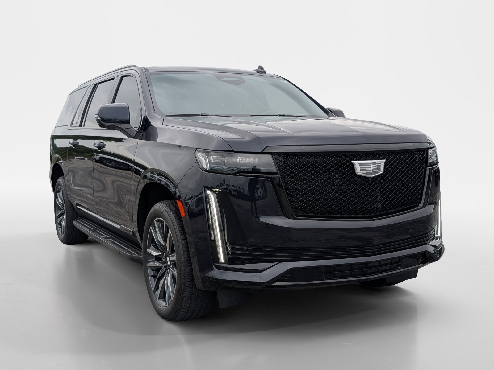 Used 2024 Cadillac Escalade ESV Sport AWD/4WD image 2
