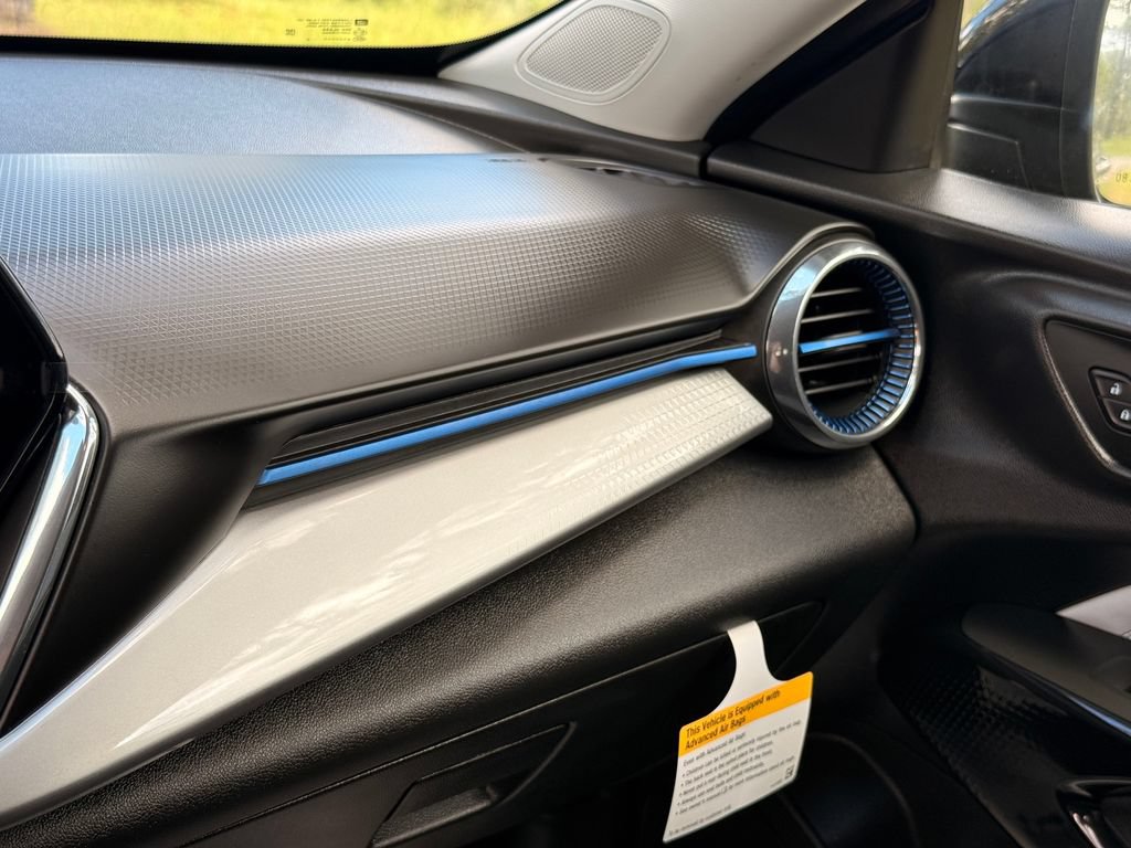 New 2026 Chevrolet Trax LT w/ Driver Confidence Package FWD image 19