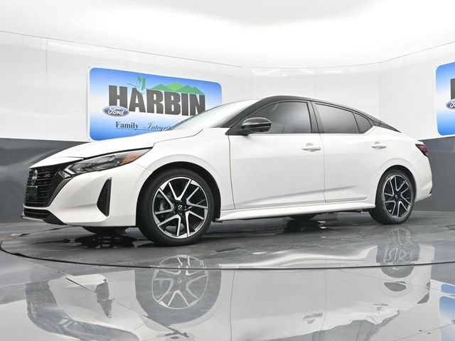 Used 2024 Nissan Sentra SR w/ SR Premium Package FWD image 16