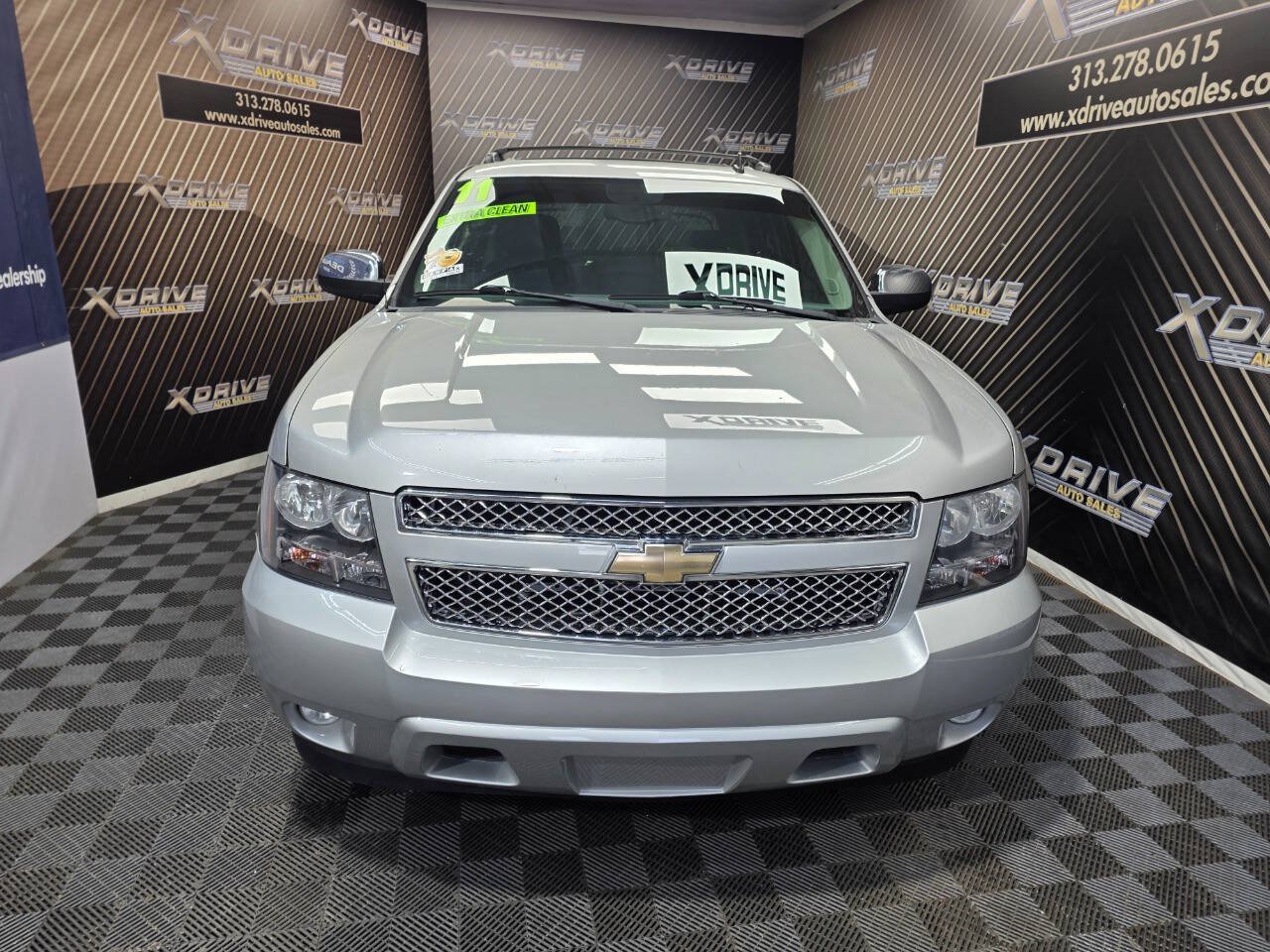 Used 2011 Chevrolet Avalanche LTZ RWD image 4
