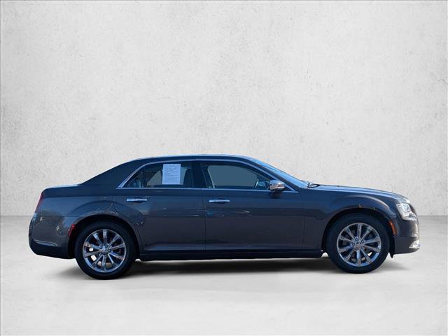 Used 2020 Chrysler 300 Limited image 4