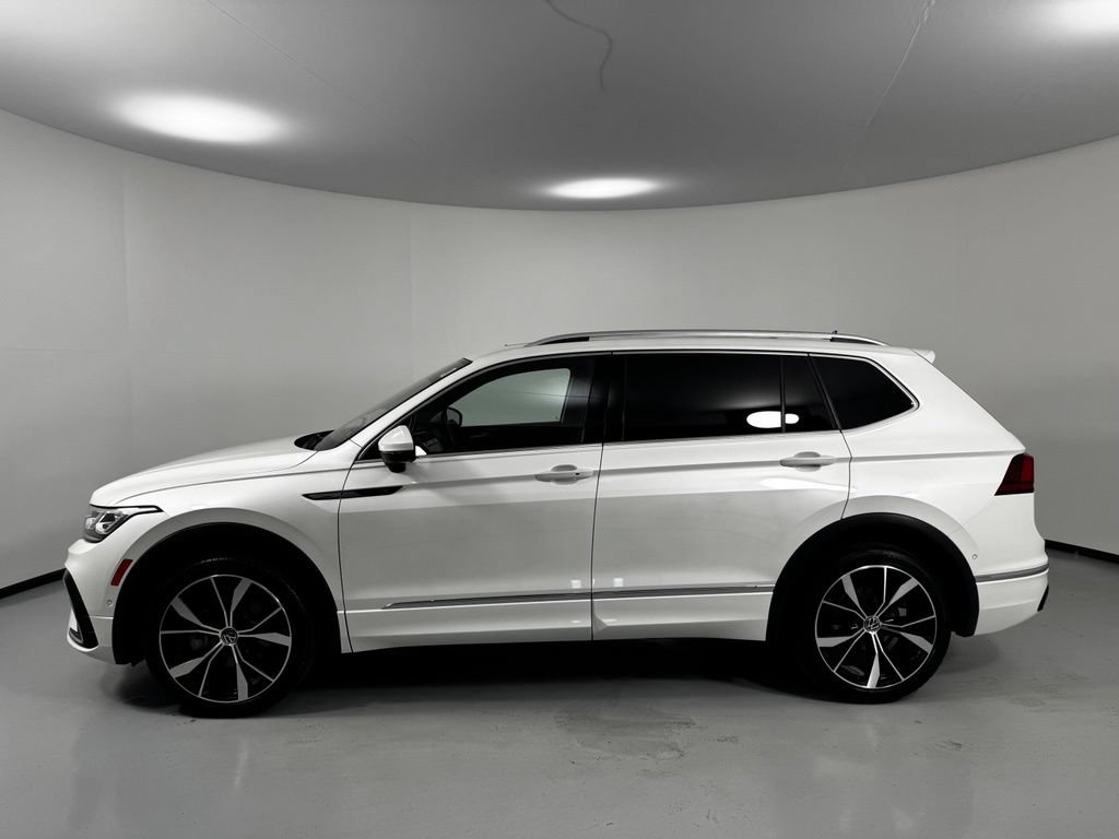 Used 2022 Volkswagen Tiguan SEL R-Line AWD/4WD image 4