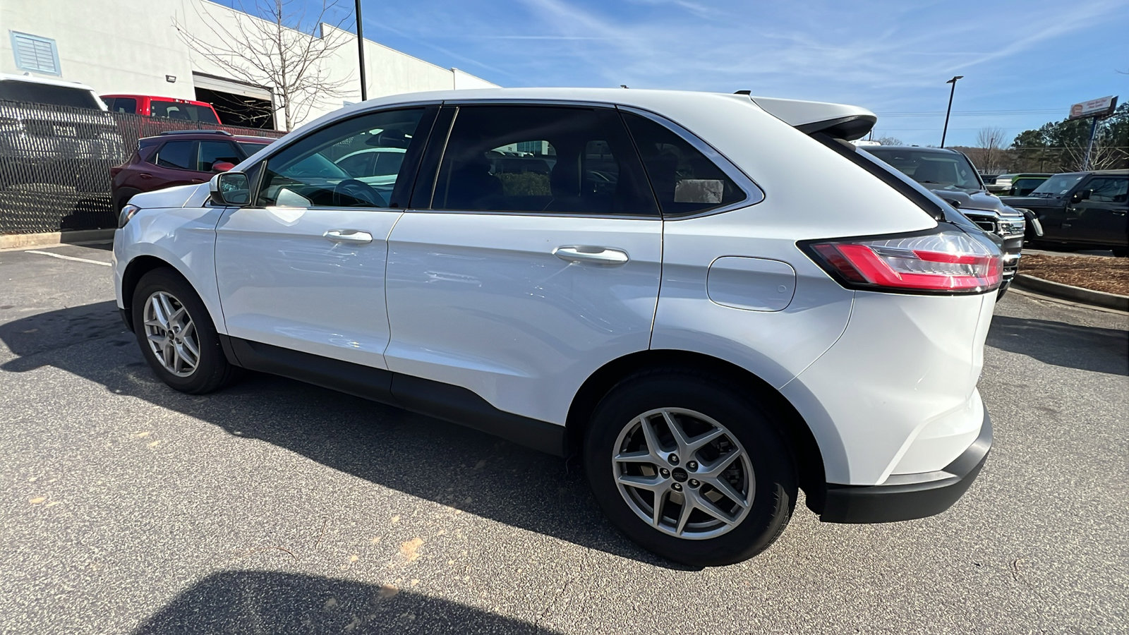 Used 2024 Ford Edge SEL image 10