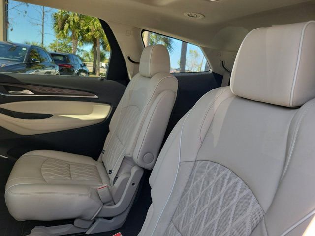 Used 2023 Buick Enclave Avenir w/ Avenir Technology Package image 12