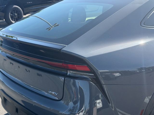 Used 2024 Toyota Prius LE image 6