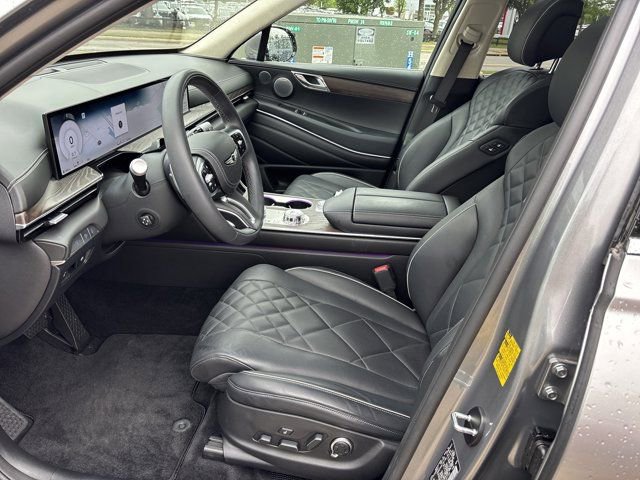 Used 2025 Genesis GV80 3.5T Prestige AWD/4WD image 18