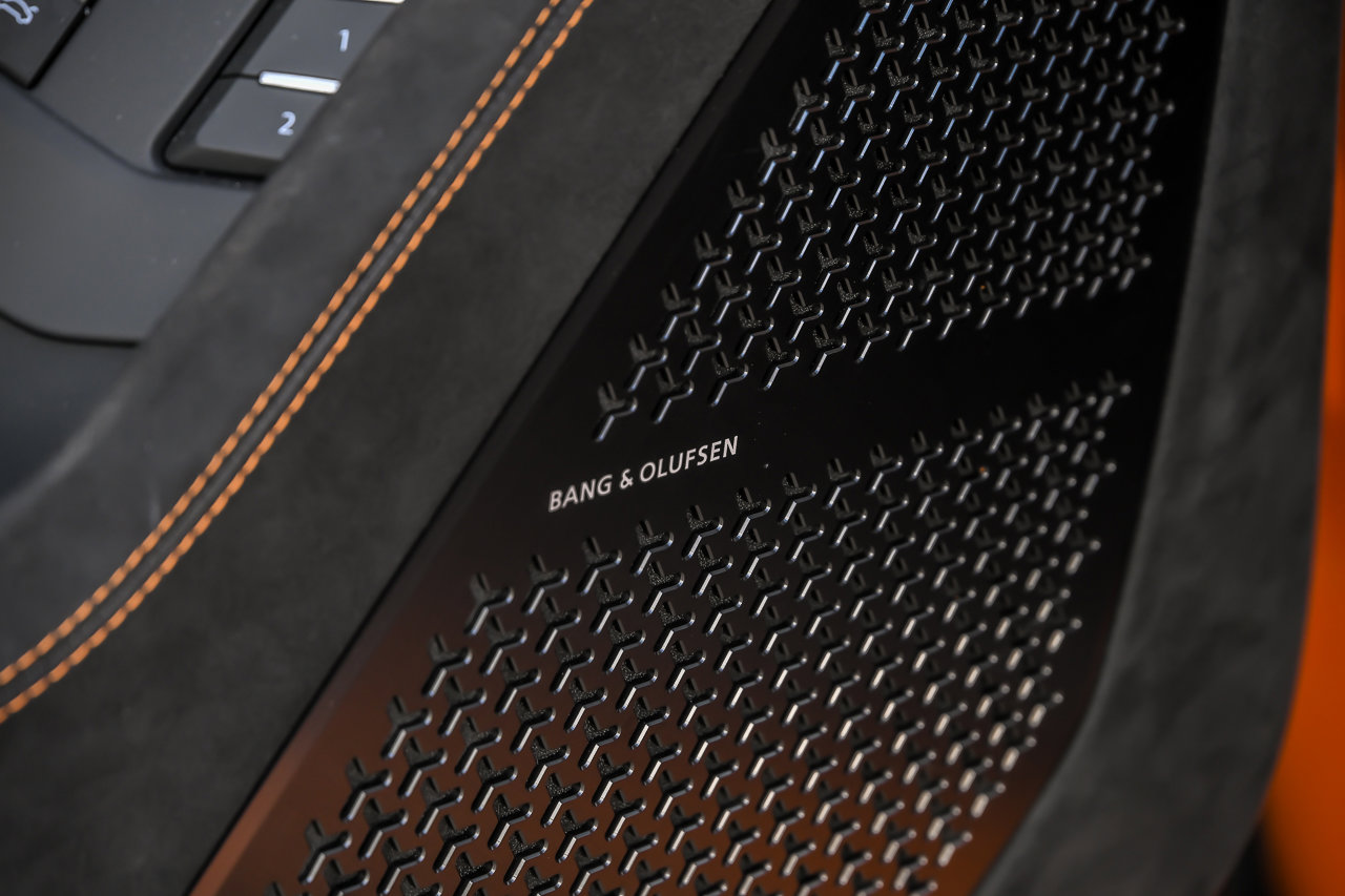 Used 2024 Lamborghini Urus S image 23